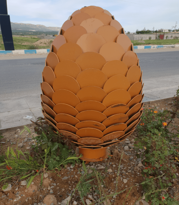 المان فلزی طرح میوه کاج